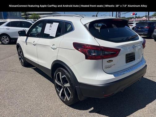 2022 Nissan Rogue Sport SL