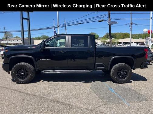 2024 Chevrolet Silverado 2500 4WD Crew Cab Standard Bed ZR2