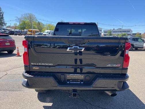2024 Chevrolet Silverado 2500 4WD Crew Cab Standard Bed ZR2