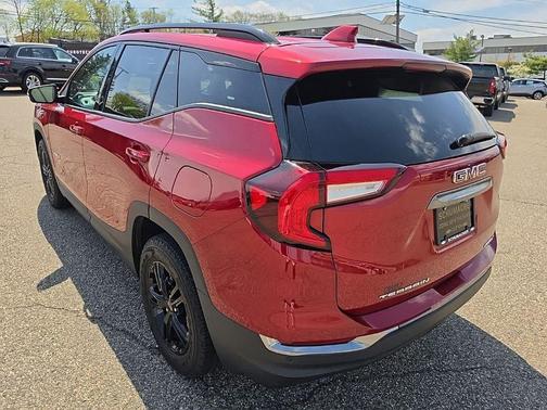 Volcanic Red Tintcoat 2023 GMC Terrain AWD AT4
