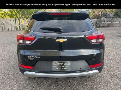 Mosaic Black Metallic 2021 Chevrolet Trailblazer LT