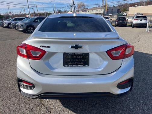 2018 Chevrolet Cruze LT