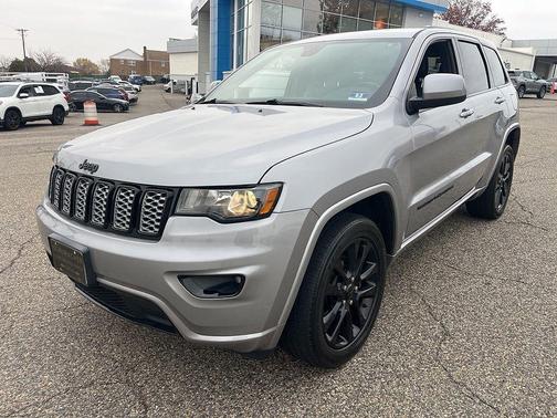 2019 Jeep Grand Cherokee Altitude