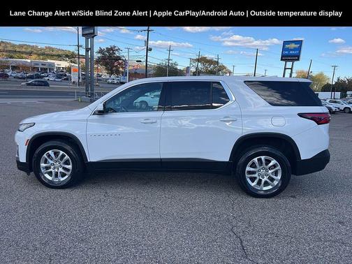 2023 Chevrolet Traverse LS