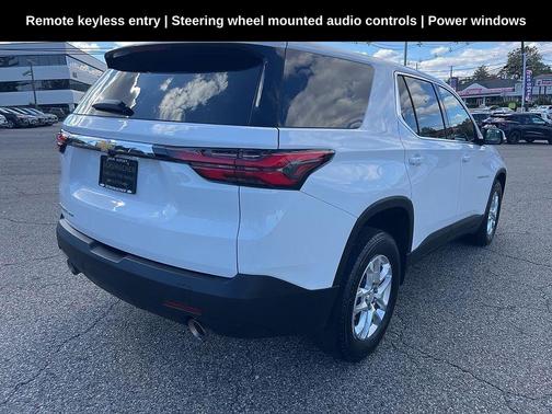 2023 Chevrolet Traverse LS
