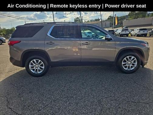 2019 Chevrolet Traverse LT Cloth