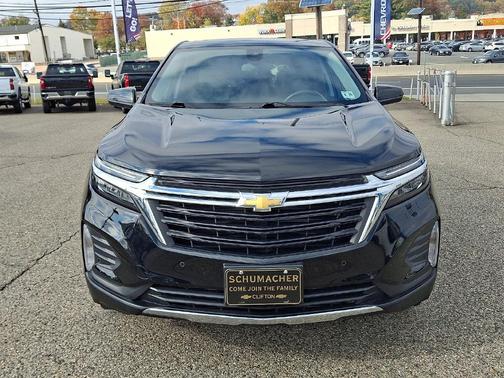 Mosaic Black Metallic 2024 Chevrolet Equinox 1LT