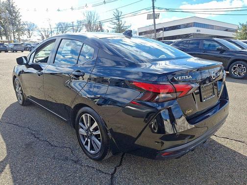 2020 Nissan Versa 1.6 SV