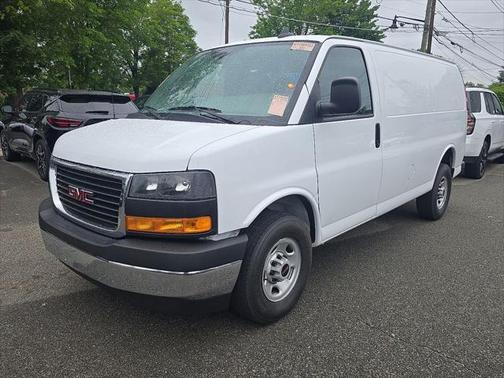 2022 GMC Savana 2500 Work Van