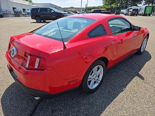 2012 Ford Mustang V6