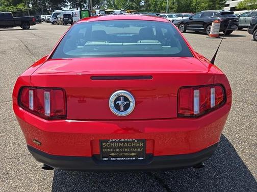 2012 Ford Mustang V6