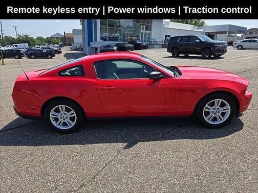 2012 Ford Mustang V6