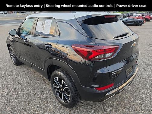 Mosaic Black Metallic 2023 Chevrolet Trailblazer ACTIV