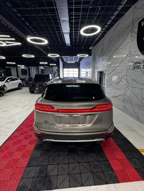 Gold 2019 Lincoln MKC Reserve