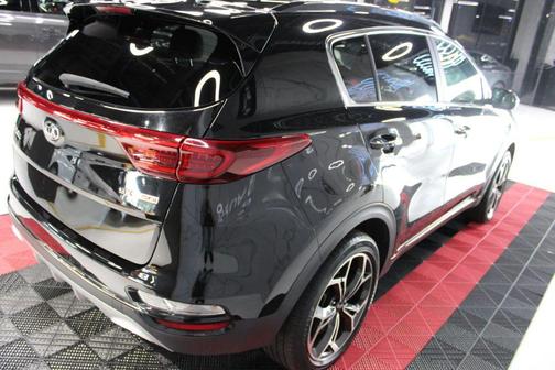 Black Cherry 2022 Kia Sportage SX Turbo