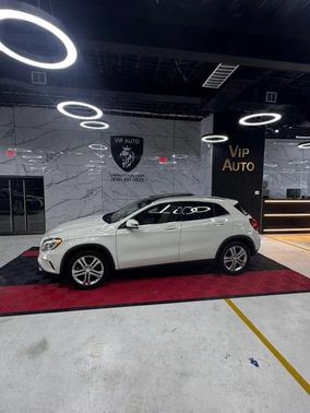 Cirrus White 2015 Mercedes-Benz GLA-Class 4MATIC