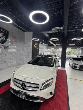 Cirrus White 2015 Mercedes-Benz GLA-Class 4MATIC