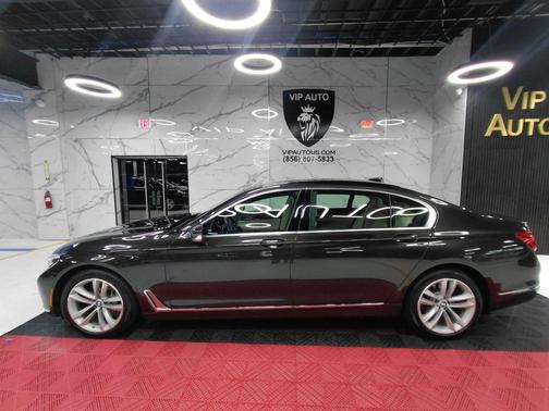 Brown 2016 BMW 750 i xDrive