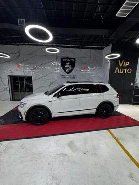 Pure White 2021 Volkswagen Tiguan 2.0T SE R-Line Black 4MOTION