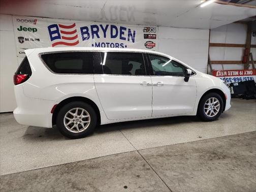 2017 Chrysler Pacifica Touring