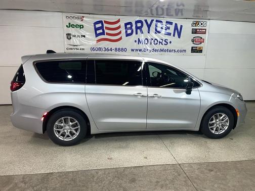 2026 Chrysler Pacifica L