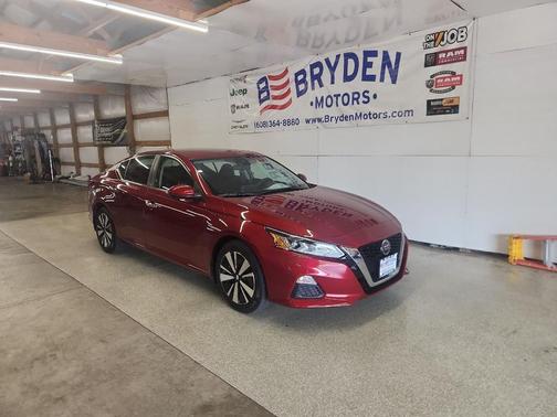 2021 Nissan Altima 2.5 SV
