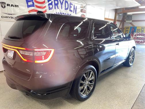 Brilliant Black Crystal Pearlcoat 2014 Dodge Durango R/T