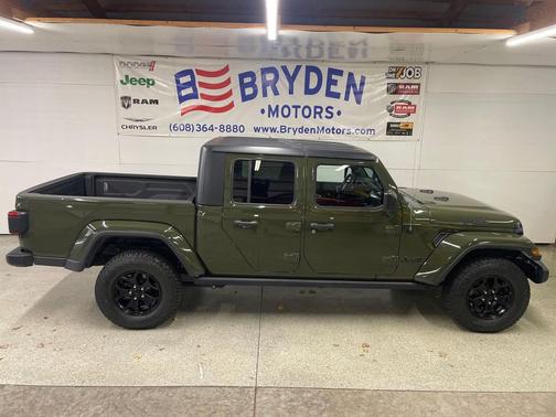 2021 Jeep Gladiator Willys 4x4