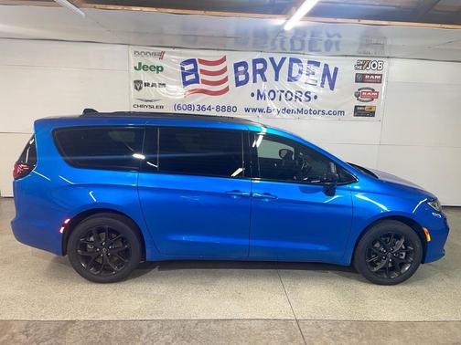 2026 Chrysler Pacifica L