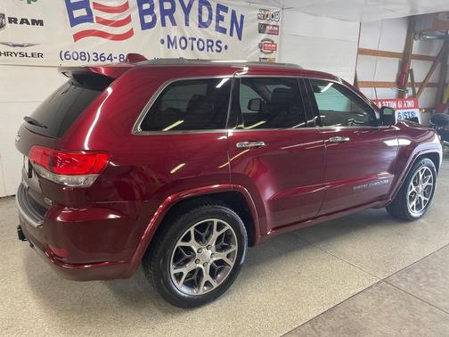 2020 Jeep Grand Cherokee Overland