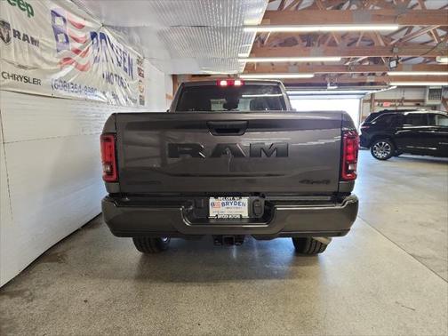 2025 RAM 2500 Big Horn Crew Cab 4x4 6'4' Box