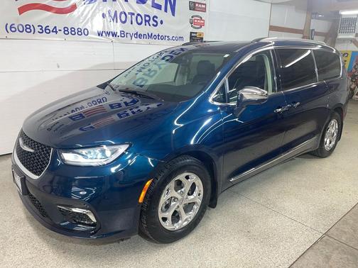 2022 Chrysler Pacifica Limited