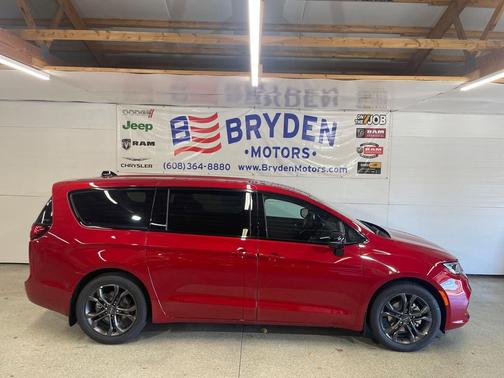 2026 Chrysler Pacifica L