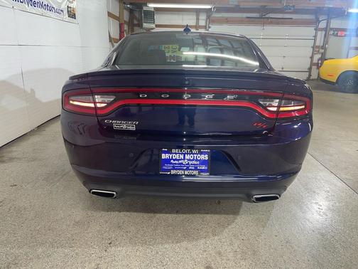 2015 Dodge Charger Road/Track