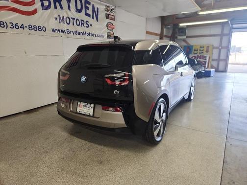 2014 BMW i3 Base w/Range Extender