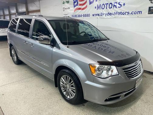 2013 Chrysler Town & Country Touring-L