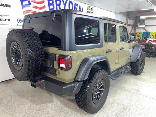 2025 Jeep Wrangler Willys