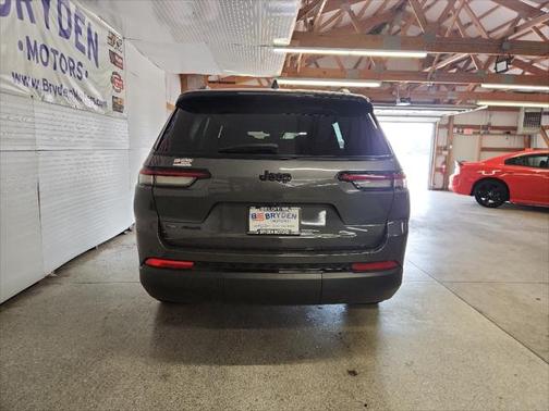2021 Jeep Grand Cherokee L Altitude