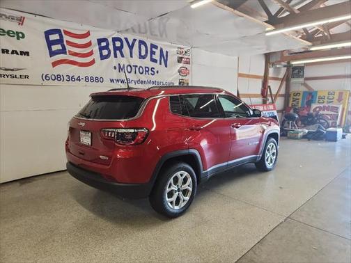 2025 Jeep Compass Latitude