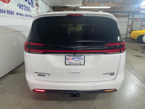 2026 Chrysler Pacifica Limited