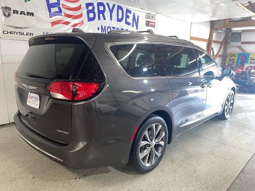 2018 Chrysler Pacifica Limited