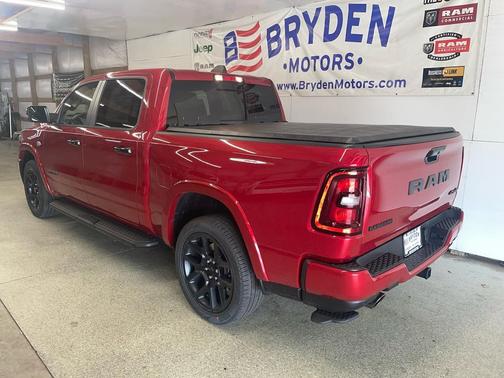 Molten Red Pearlcoat 2026 RAM 1500 Laramie