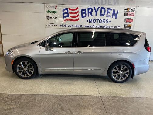 2017 Chrysler Pacifica Limited
