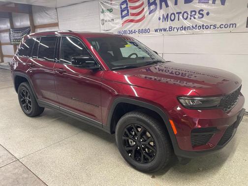 2025 Jeep Grand Cherokee Altitude
