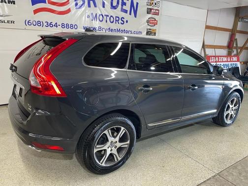 2015 Volvo XC60 T6 Platinum