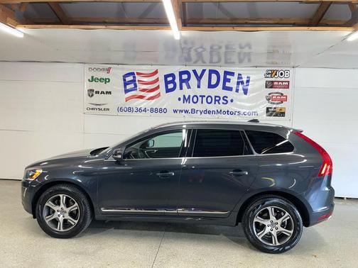 2015 Volvo XC60 T6 Platinum