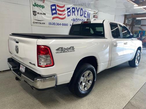 Bright White Clearcoat 2020 RAM 1500 Big Horn/Lone Star