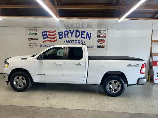 Bright White Clearcoat 2020 RAM 1500 Big Horn/Lone Star