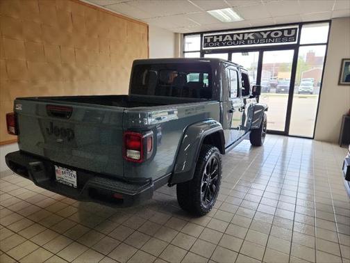 2025 Jeep Gladiator Nighthawk