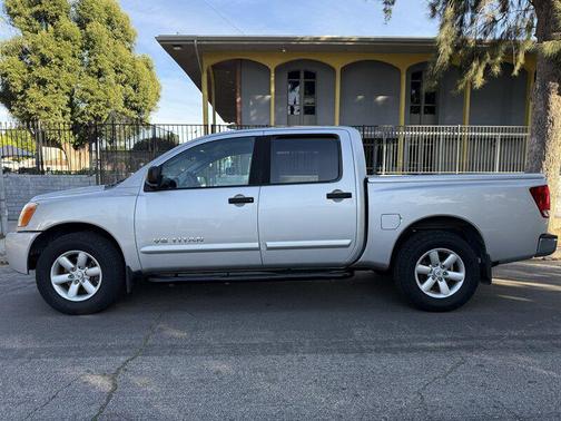 2008 Nissan Titan XE Crew Cab